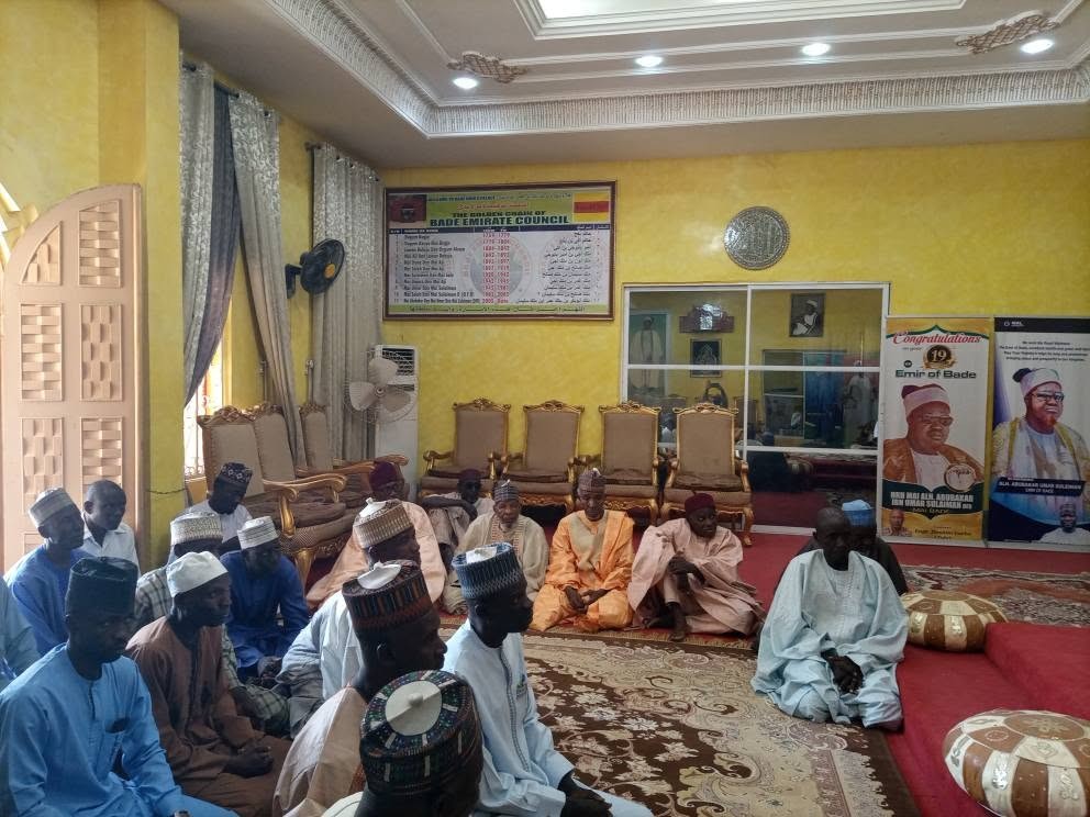 The Programme Manager, Dr. Mulima Idi Mato, pays homage to the Emir of Bade, HRH Alh. Abubakar Umar Suleiman, OFR.